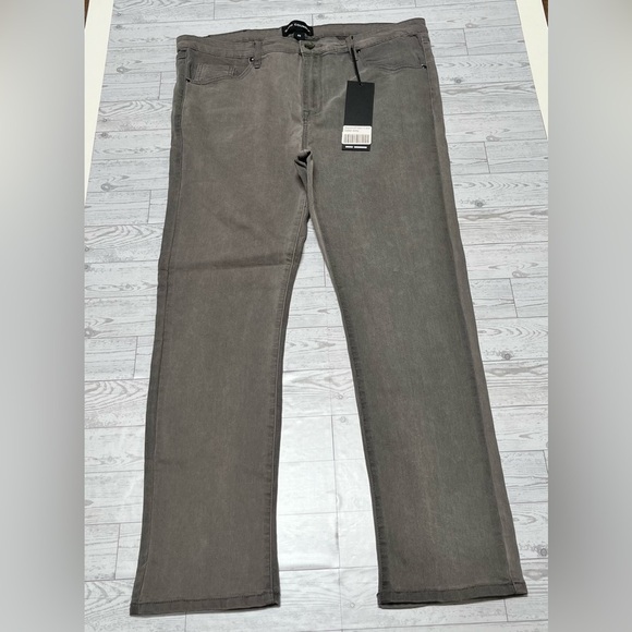 Good Counsel Men's Thurmond Tapered Jean Washed Gray Size 44x29 - Picture 4 of 13